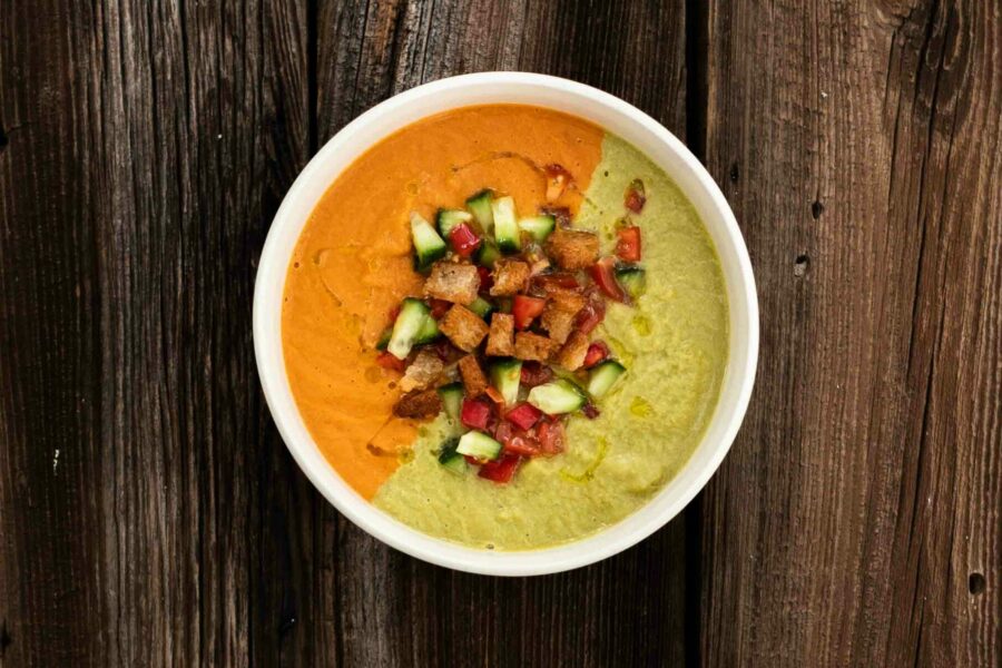 Gazpacho rot und grün und fermentiert